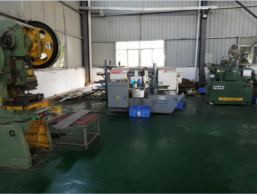 自動(dòng)下料、無(wú)心磨、沖床