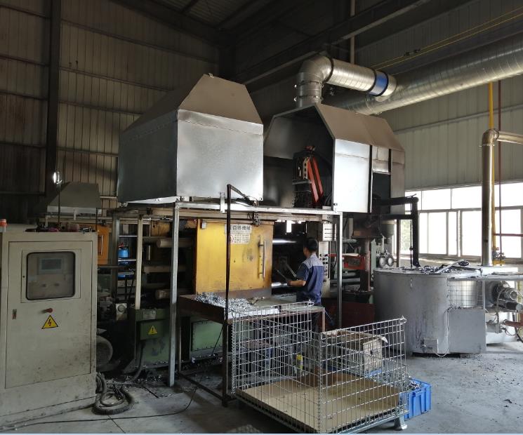 200噸鋁合金壓鑄機(jī)2臺-1